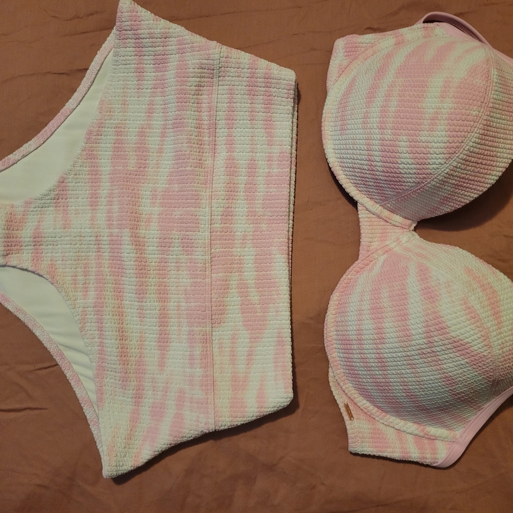 PINK Victoria's Secret Pink and White Bikini